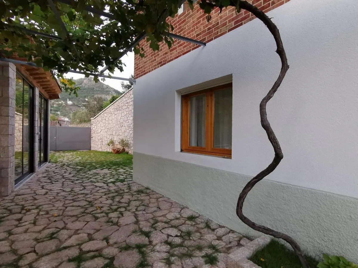 Vila Rira - Rrajce, Shebenik Perrenjas Αλβανία
